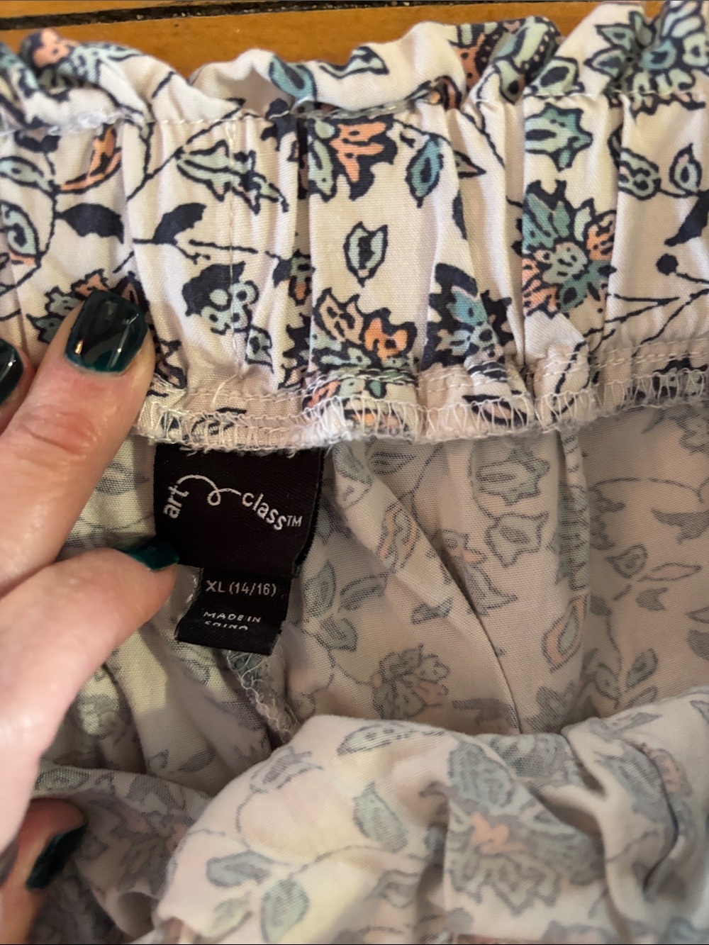 A EUC art class White Floral-Print Drawstring wide leg boho pants - Picture 2 of 8